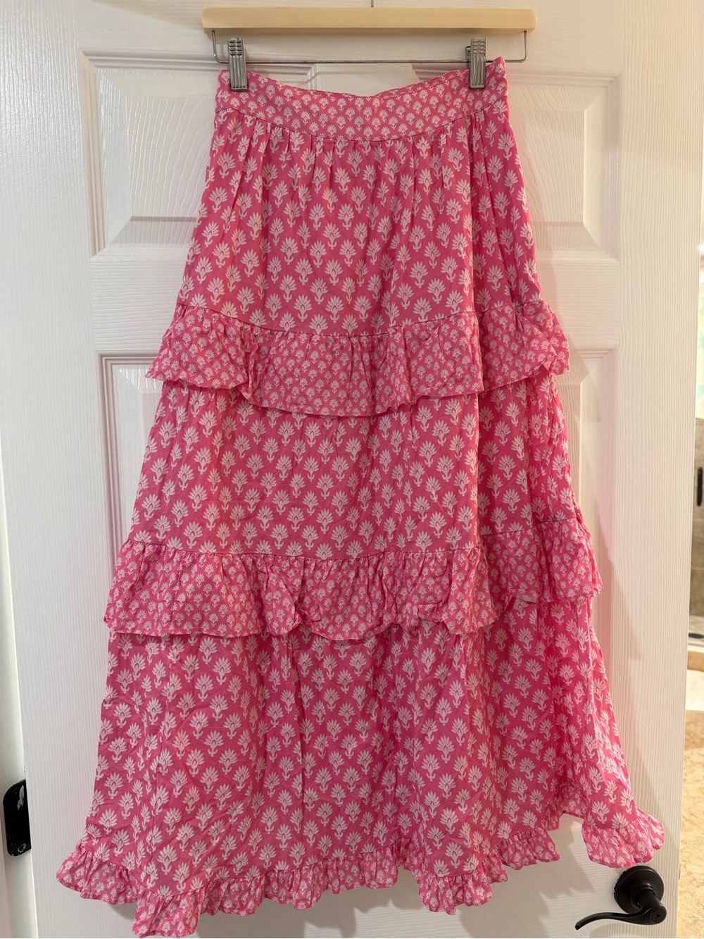 Boden Pink Tiered Maxi Skirt with White Print